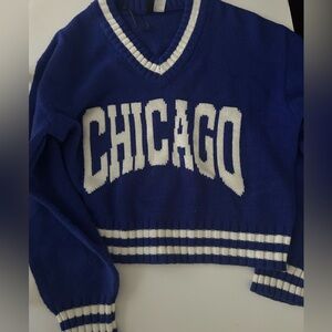 H&M Divided Blue and White Knit Sweater